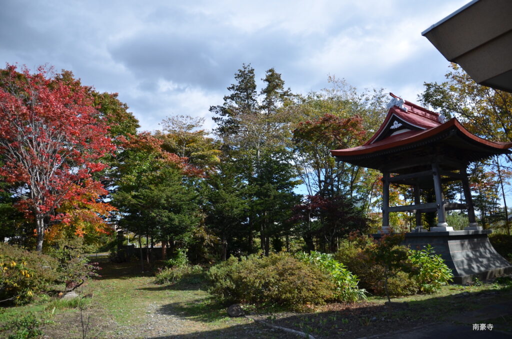 境内は紅葉！